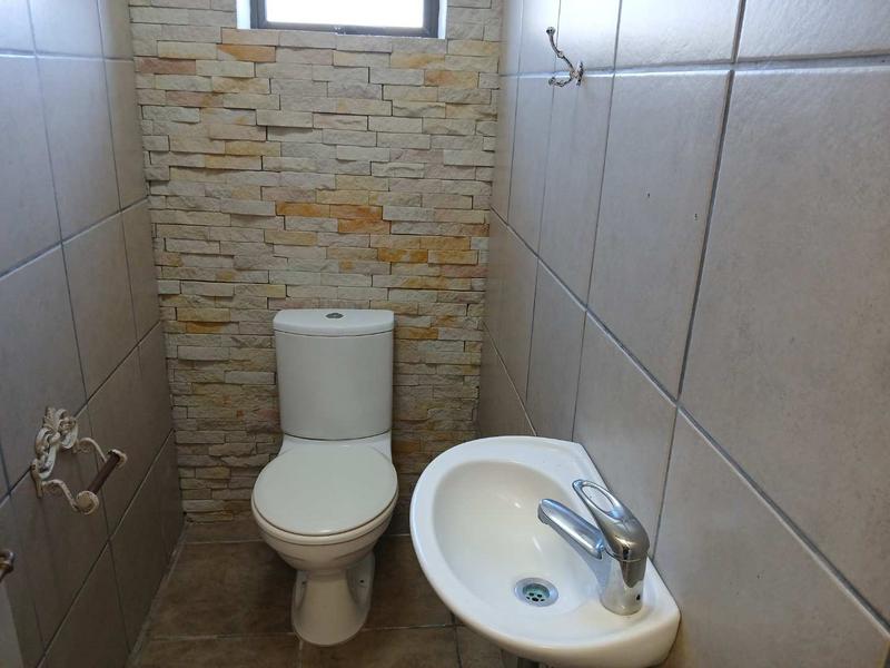 4 Bedroom Property for Sale in Stilbaai Wes Western Cape